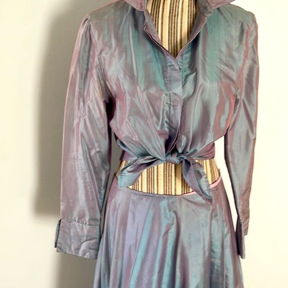 Nicole Miller collection silk blouse and long skirt - Picture 2 of 7